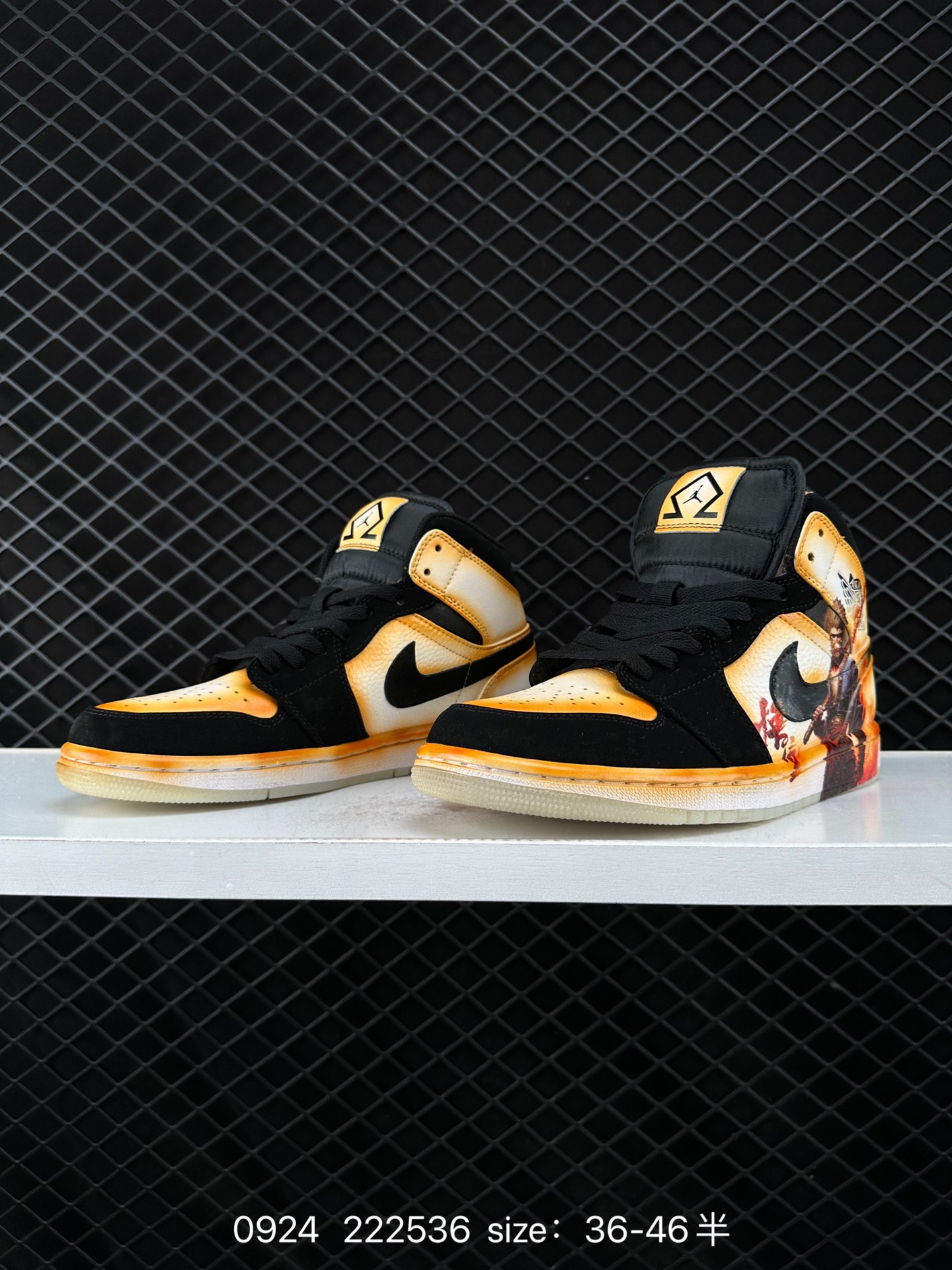 NIKE Air Jordan 1 Retro Mid AJ1